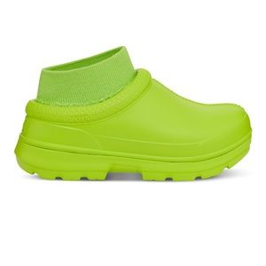 Ugg waterproof clog with removable insert